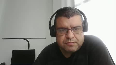 gomezgonz5 online show from September 10, 11:43 am