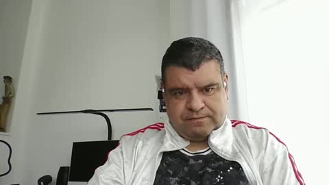 gomezgonz5 online show from September 16, 9:54 am
