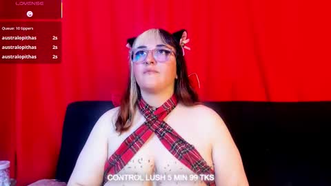 Snapshot of gomory_kitty chatting on March 10, 6:24 pm gomory_kitty online show from March 10, 6:24 pm