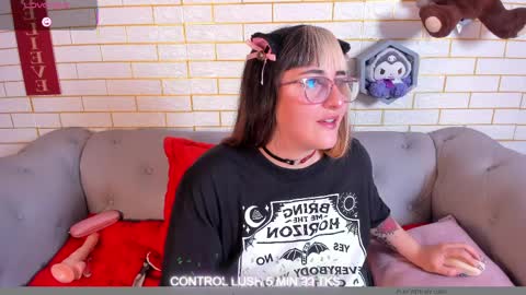 Snapshot of gomory_kitty chatting on April 6, 5:14 pm gomory_kitty online show from April 6, 5:14 pm