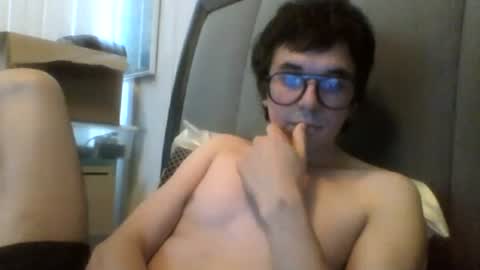 Snapshot of gonelie chatting on June 25, 6:56 pm Oliver online show from June 25, 6:56 pm