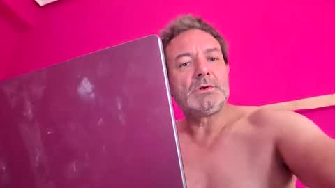 Snapshot of gonzalobilbaogon chatting on October 23, 8:24 am gonzalo online show from October 23, 8:24 am