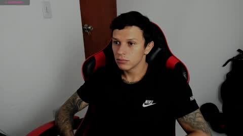 goodboy69i online show from September 18, 11:56 am