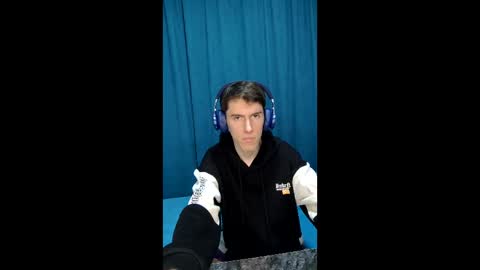 Snapshot of goodboyluca chatting on April 2, 2:37 pm Luca online show from April 2, 2:37 pm