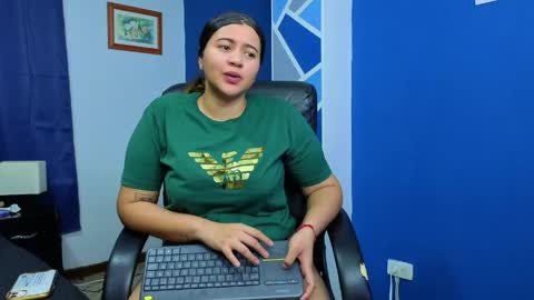 Goodgirlxxxl online show from April 13, 11:54 pm