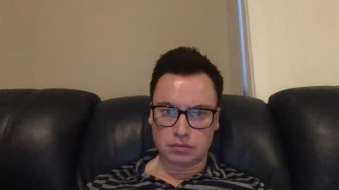 goodlookingguy379276 online show from November 2, 8:17 am