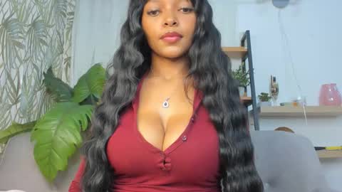 Dominique online show from December 14, 4:45 pm