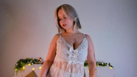  Nika  online show from September 18, 4:31 pm
