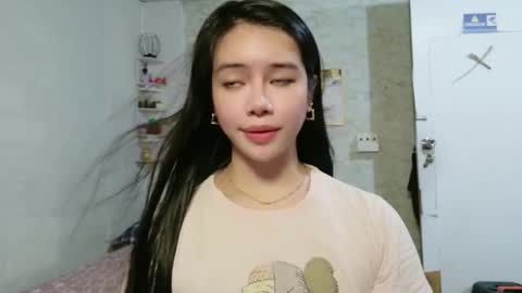 Snapshot of gorgeneviev69 chatting on June 7, 8:29 am geneviev online show from June 7, 8:29 am