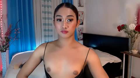 Snapshot of gorgeous_nicole chatting on January 2, 7:07 pm gorgeous_nicole online show from January 2, 7:07 pm