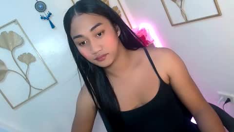 Snapshot of gorgeous_nicole chatting on November 4, 7:29 am gorgeous_nicole online show from November 4, 7:29 am