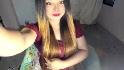 Snapshot of gorgeousamandarose chatting on March 23, 5:17 pm Amanda rose online show from March 23, 5:17 pm