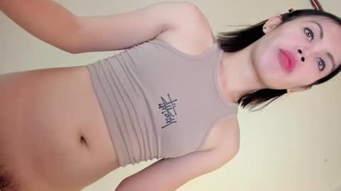 Snapshot of gorgeousdolly chatting on December 18, 5:04 am rossy online show from December 18, 5:04 am