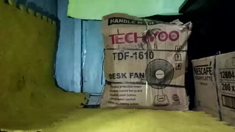 Snapshot of gorgeouspinay_babe chatting on October 28, 9:28 pm GorgeousPinay babe online show from October 28, 9:28 pm