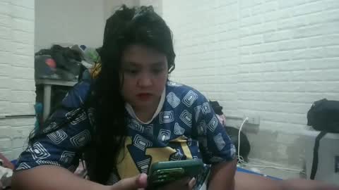 Snapshot of gorgeousselenaxx chatting on March 1, 6:13 am gorgeousselenaxx online show from March 1, 6:13 am