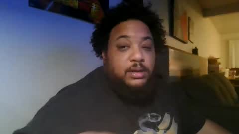 Snapshot of gorillamcgee chatting on February 20, 10:05 am gorillamcgee online show from February 20, 10:05 am