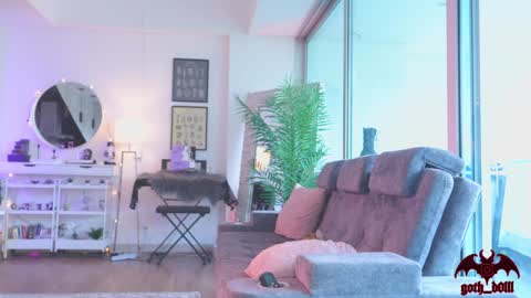 sophie  Special celebration a the beach 300k followers 3011 and 0112   online show from November 6, 8:32 pm