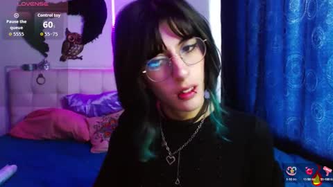 goth_minerva online show from September 12, 1:55 pm