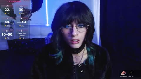 goth_minerva online show from September 17, 2:08 pm