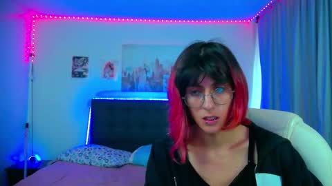 goth_minerva online show from February 12, 1:39 pm