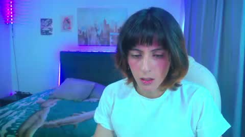 goth_minerva online show from June 17, 2:18 pm