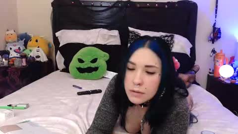 gothbaby305 online show from November 3, 5:52 am