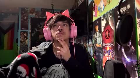 Snapshot of gothboitoy chatting on December 4, 8:34 am Gothboitoy online show from December 4, 8:34 am