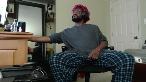 gothchocolate online show from April 3, 2:26 pm