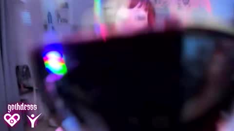    online show from October 13, 3:39 am