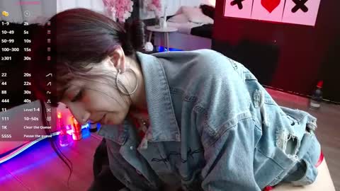 Meredith Alessandra online show from November 11, 4:56 am