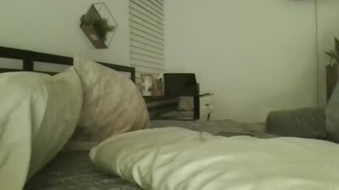 Snapshot of gparadise777 chatting on December 24, 6:33 am gparadise777 online show from December 24, 6:33 am