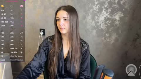 Grace Brown online show from June 21, 3:25 pm