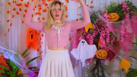 Grace online show from October 28, 4:53 pm