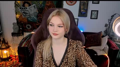 Grace Glamour online show from December 13, 5:38 am