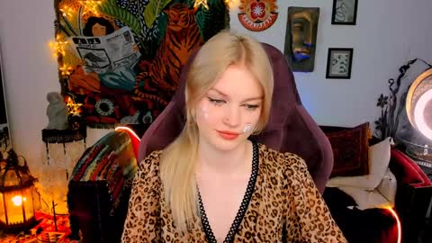 Grace Glamour online show from December 13, 8:41 am