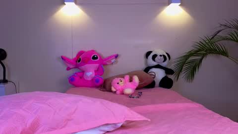 Snapshot of gracehall chatting on March 21, 8:19 am Grace online show from March 21, 8:19 am