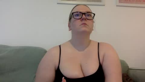 Grace Loves online show from May 14, 9:38 am