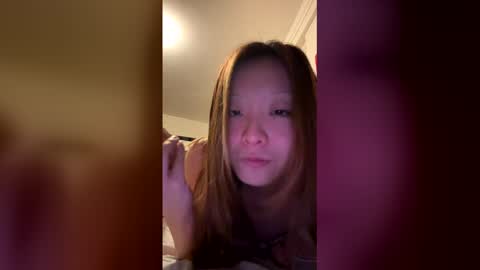 Snapshot of gracemeow chatting on May 12, 11:18 am gracemeow online show from May 12, 11:18 am
