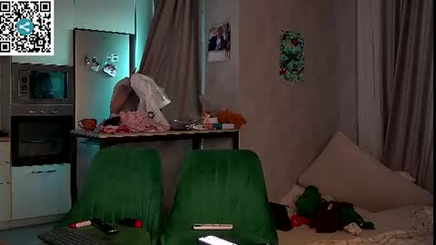 Snapshot of gracesecrettt chatting on June 16, 4:42 pm grace online show from June 16, 4:42 pm