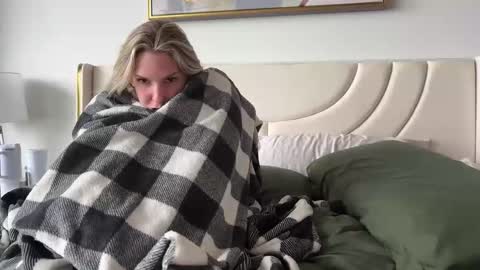 Gracie Mae online show from November 25, 3:12 pm