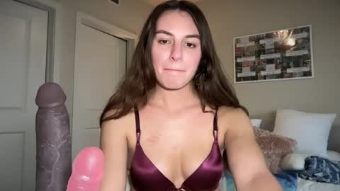 Gracie Smith online show from February 3, 9:31 pm