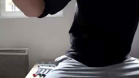 grandbi online show from November 28, 1:25 pm