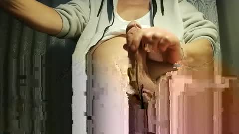 Snapshot of grandiosaforu chatting on April 1, 11:24 pm grandiosaforu online show from April 1, 11:24 pm