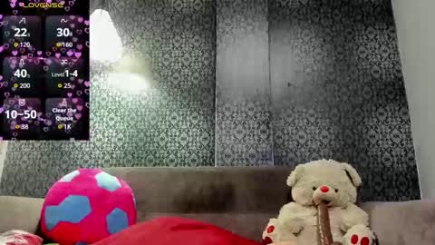 Snapshot of grandmother_milf chatting on March 5, 12:12 pm Mi Name is violeta online show from March 5, 12:12 pm