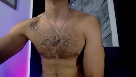 Snapshot of grant_irons chatting on March 21, 12:21 pm Grant Irons online show from March 21, 12:21 pm