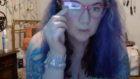 grateful42day online show from May 5, 4:42 am