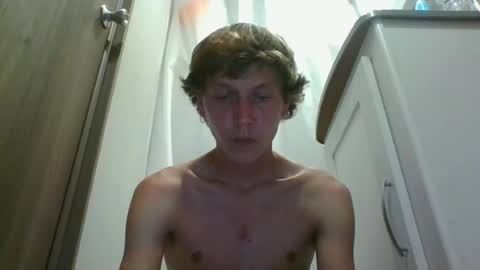 grateful_booty online show from June 19, 4:39 am