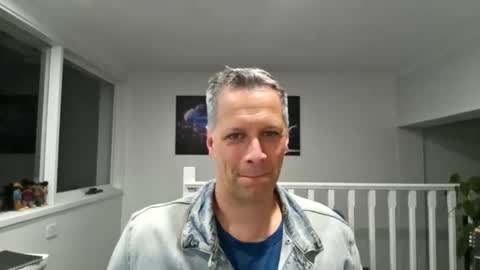 grattitude online show from October 5, 10:57 am