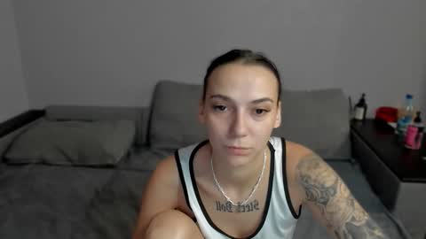 Snapshot of gravitation777 chatting on February 28, 2:45 am Anna online show from February 28, 2:45 am