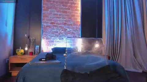 Snapshot of grayandrews chatting on July 4, 11:11 pm grayandrews online show from July 4, 11:11 pm